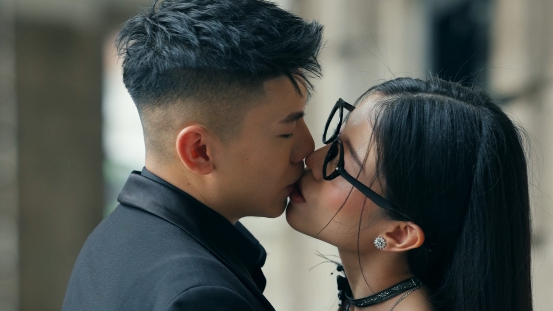 <p>THE LEGEND VLOG 17</p>